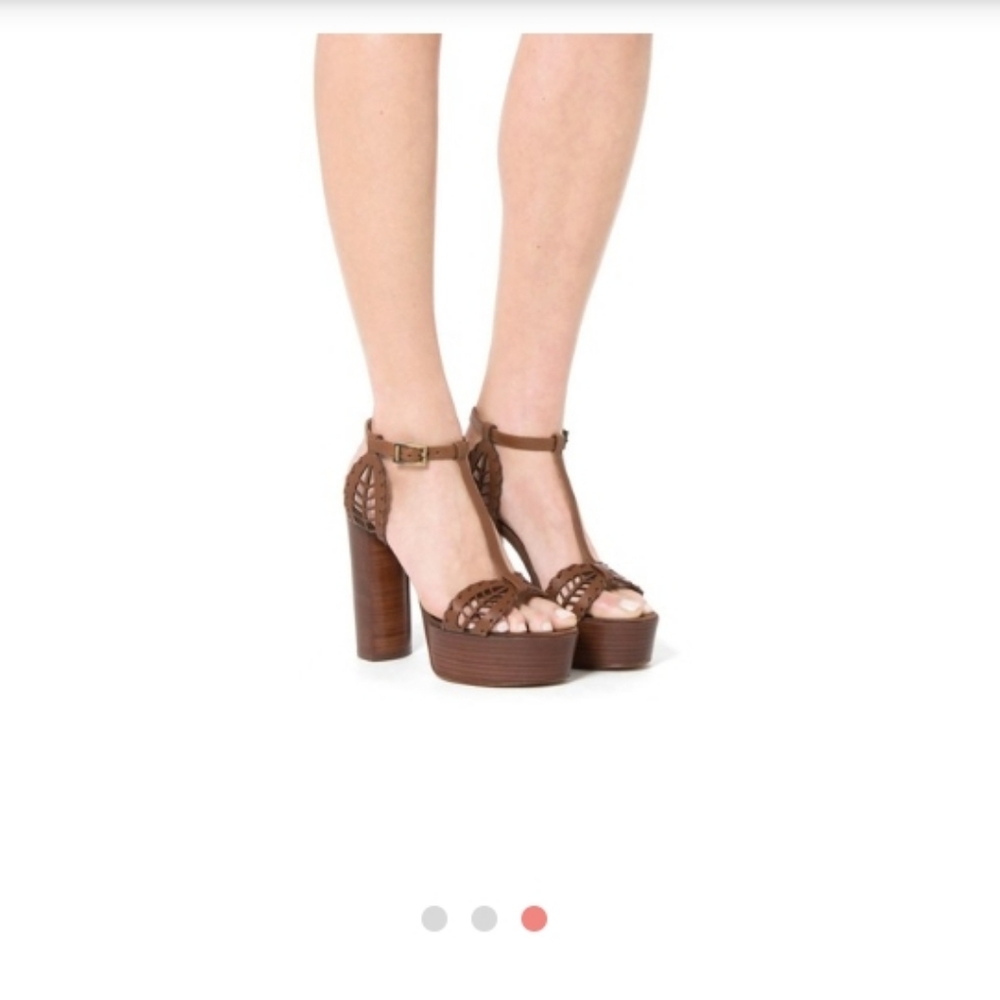Aquatalia by Marvin K – Isadora T-Strap Platform S220۰